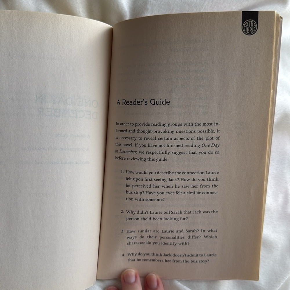 One Day In December by Josie Silver Paperback Romance Book. - Picture 13 of 13